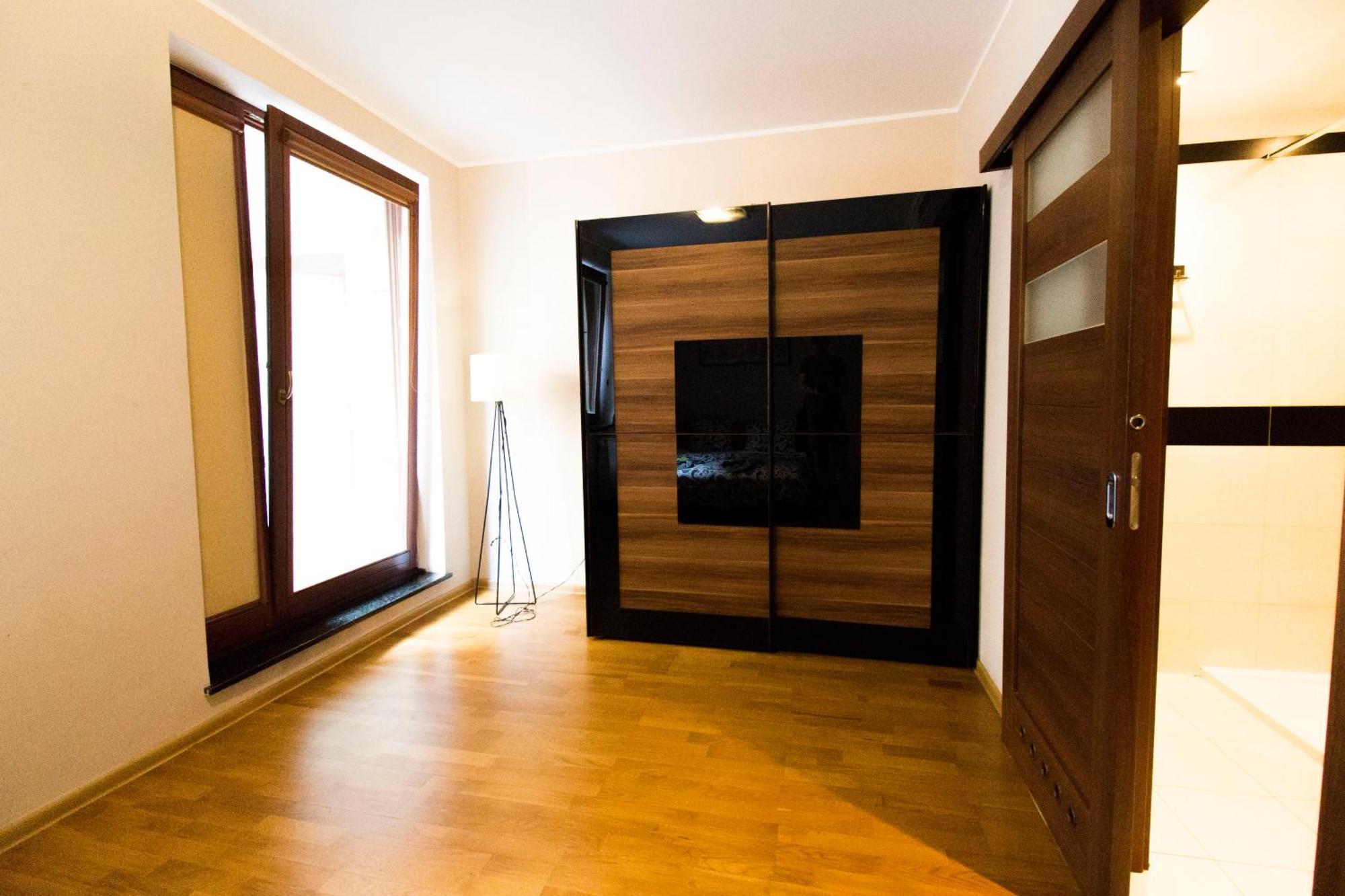 Happy Estate - Old Town Apartamento